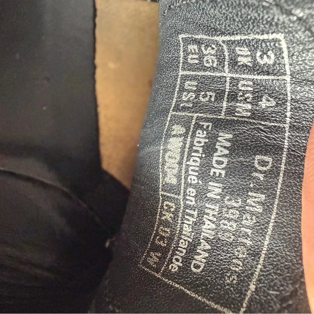 Dr. Martens | 3989 Patent Brogue Shoes Black Oxford Preppy Punk Classic | Size 6 - Picture 12 of 13